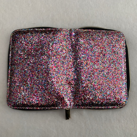 🇨🇦 Makeup Brushes - with Sparkly Case and Mirror Inside - Picture 6 of 7